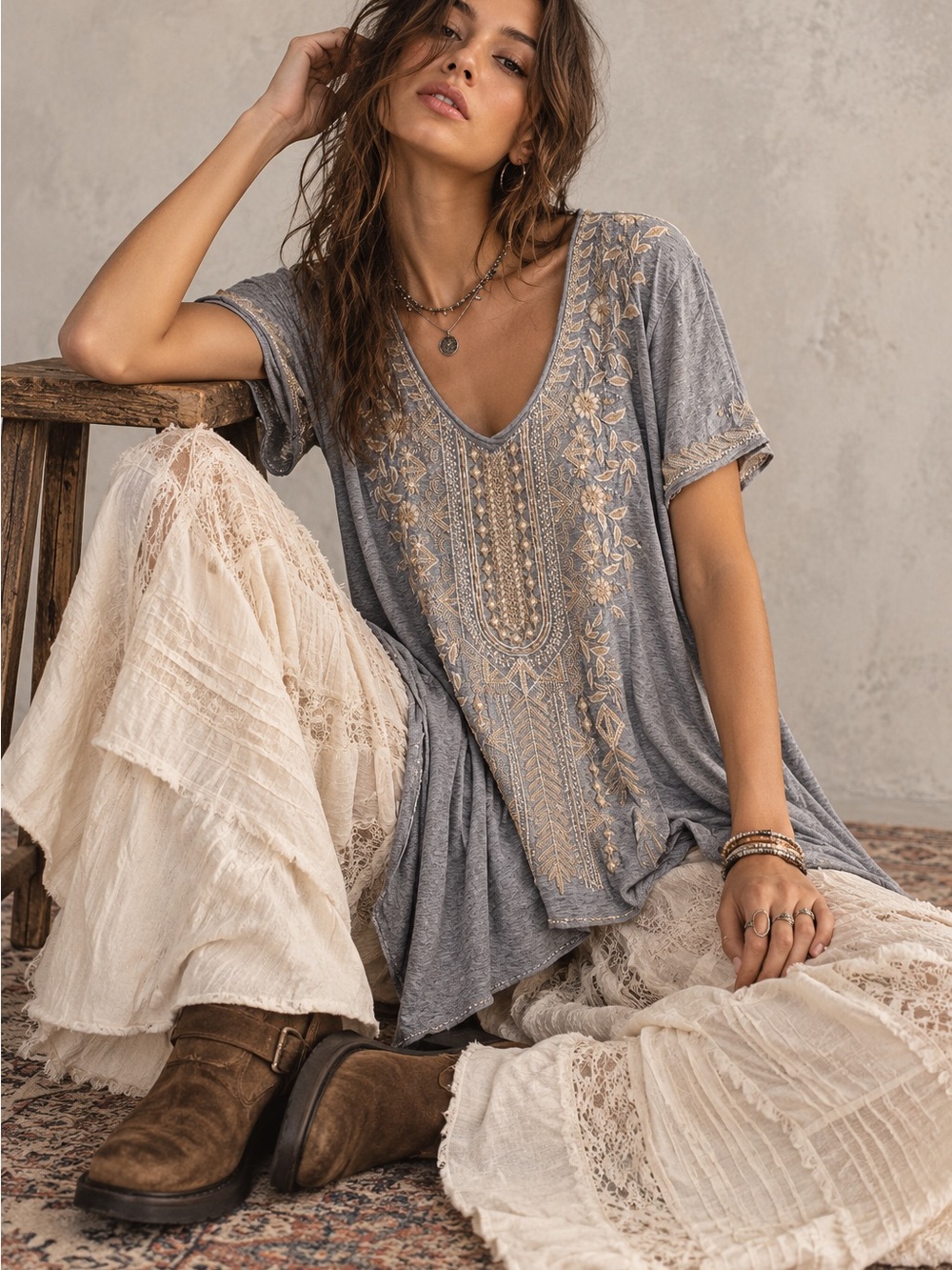 Johnny Was Gray Embroidered V Neck Handkerchief Hem Boho Tunic Top Medium
